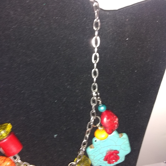 🤗💗COLORFUL!/ YELLOW PEACE NECKLACE 💗🤗 - Picture 2 of 8